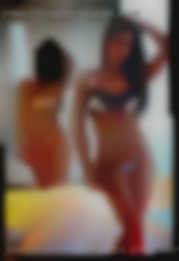 Jonnyslim19 nude girls intertwined