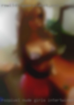 Rozplus1 nude girls intertwined